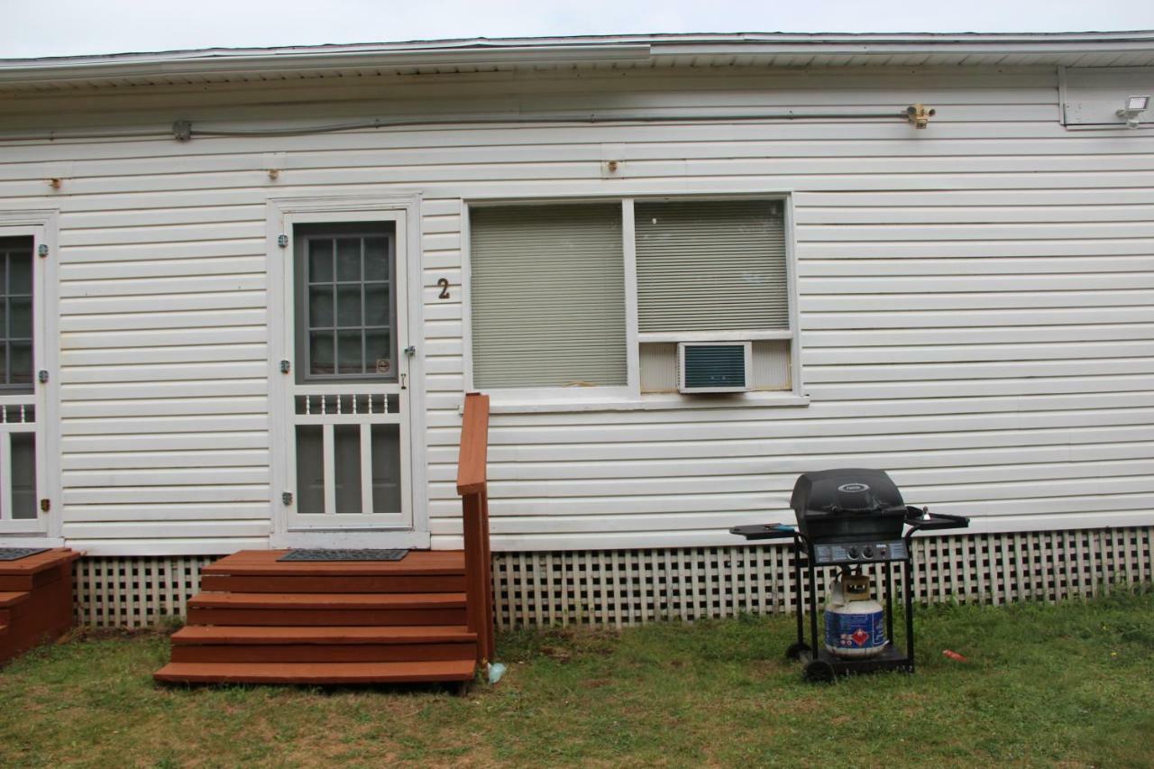 Parkside Cottages & Suites Stanhope Экстерьер фото