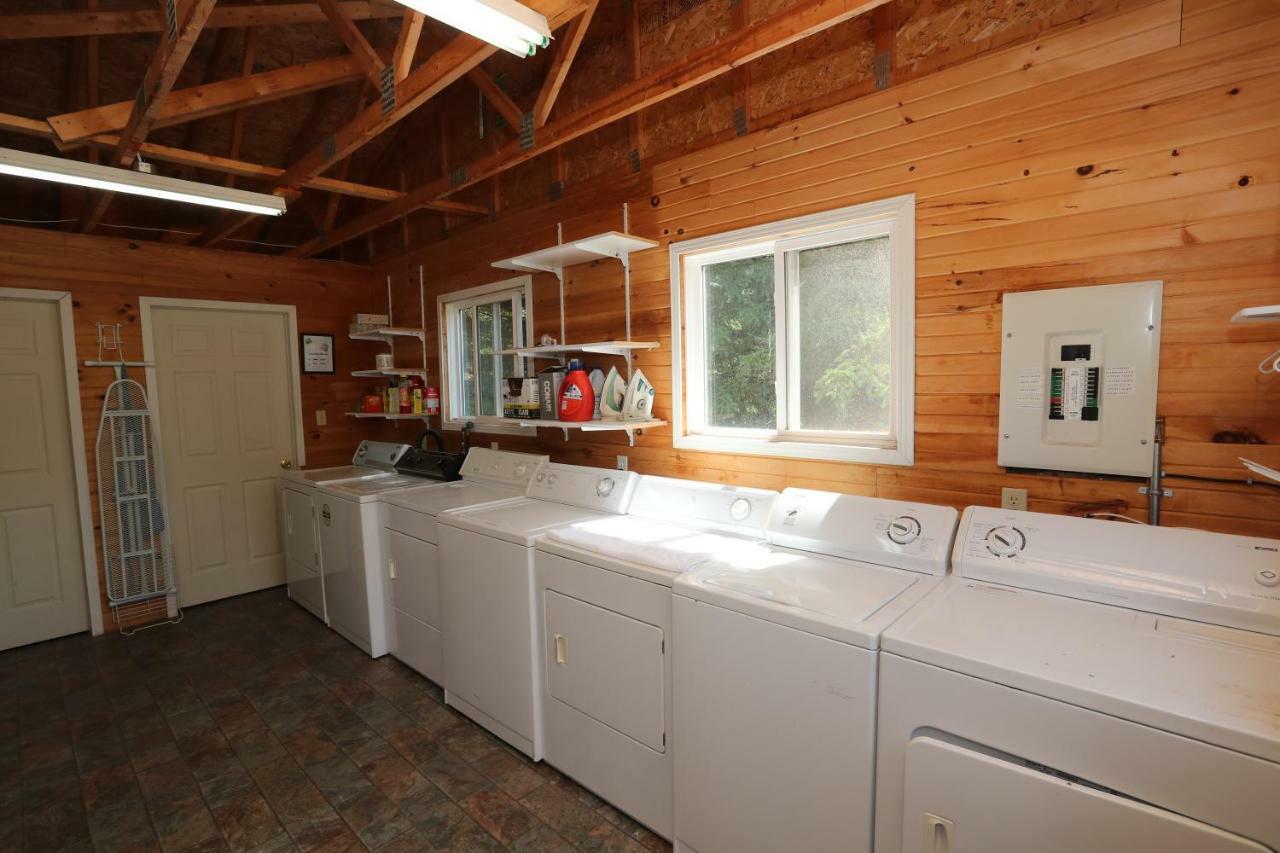 Parkside Cottages & Suites Stanhope Экстерьер фото