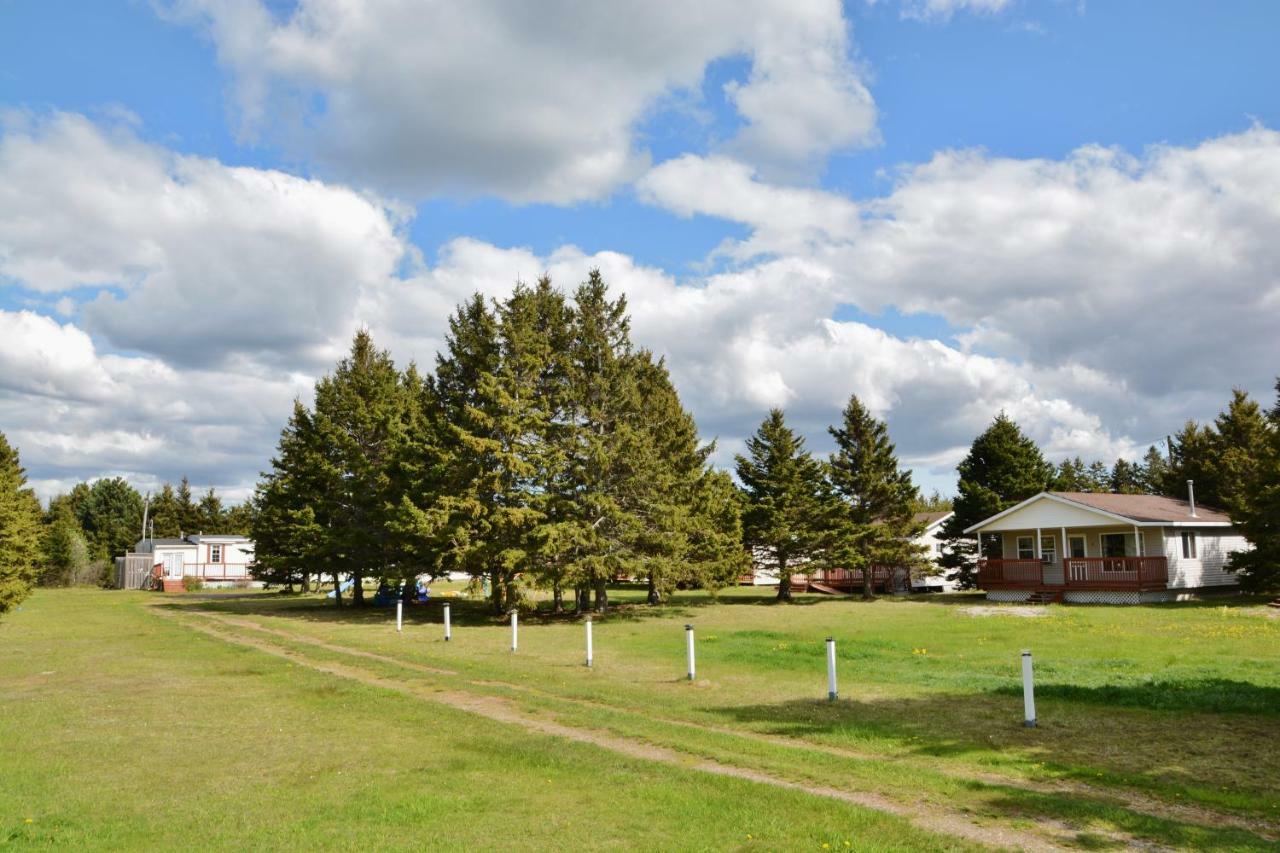 Parkside Cottages & Suites Stanhope Экстерьер фото